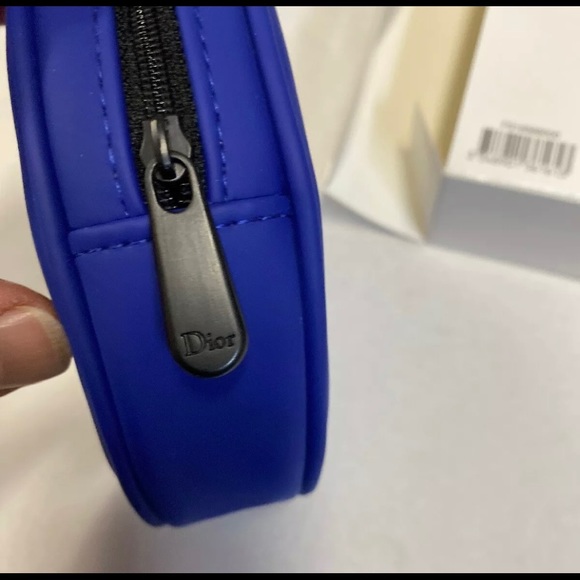 Dior Cosmetic Case - Picture 5 of 6